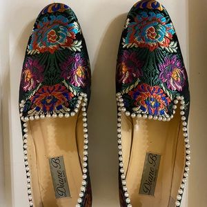 Shoes Flats satin almost brand new colourful